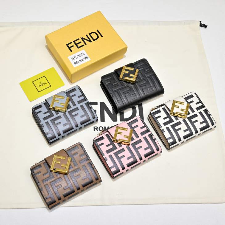 Picture of Fendi Wallets _SKUfw237524725fw